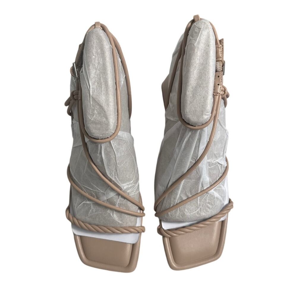 NWB Marc Fisher Meggiane Strappy Square Toe Block Heel Sandals Natural Sz 9 1/2M